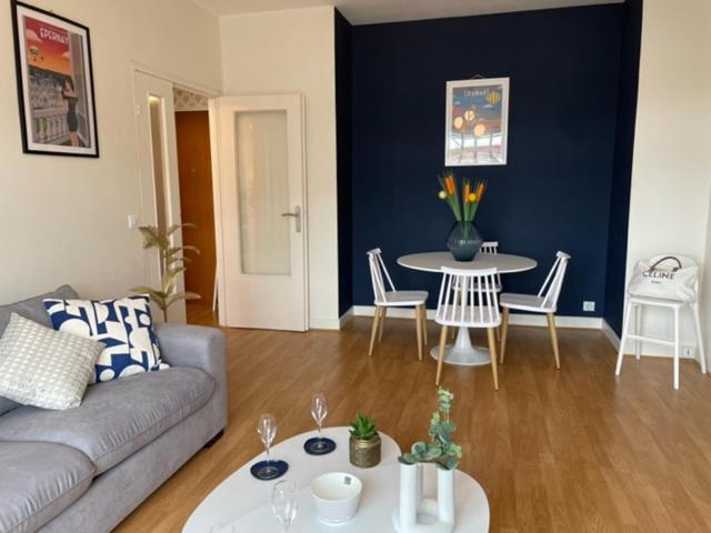 Le 21 Appartement Épernay Buitenkant foto